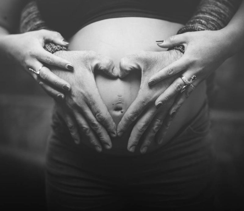 photographe-grossesse-marseille-naissance