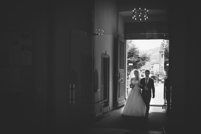 Entrée de la mariée dans l'église