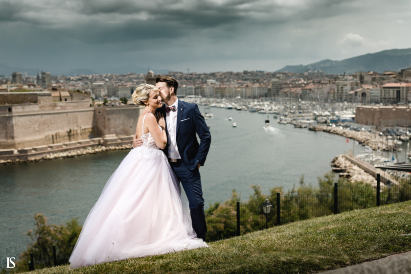 Photographe mariage marseille au palais du pharo