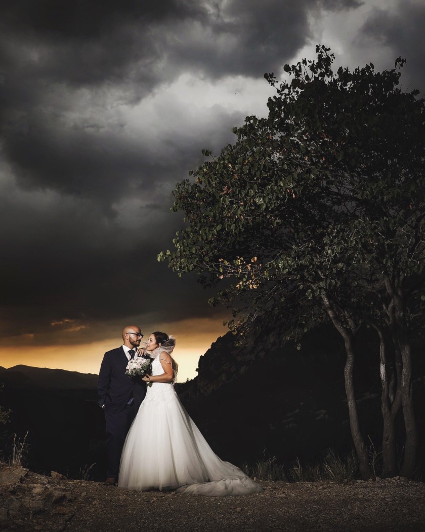 Photo de mariage pendant un orage